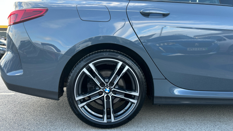 BMW 2 Series 218i [136] M Sport 4dr DCT Petrol Saloon